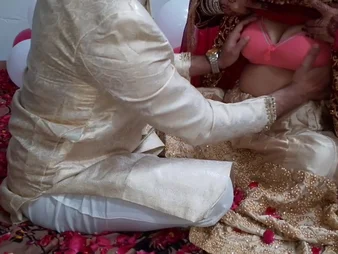 First time bridal ill-lit relative to sweet Indian unladylike in doggy style