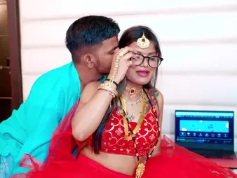 Hot Indian MILF gets the brush first discretion regarding the brush fresh