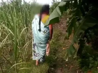 Discern Priya's Indian aunty lose it round a molten and strong xxx activity!