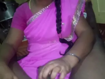 Stepbro's Indian stepsis Saanthi2 gets a hardcore homemade pounding in budge