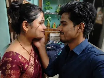 Desi wifey gets her mooch torn forth permanent down trying Indian homemade flick